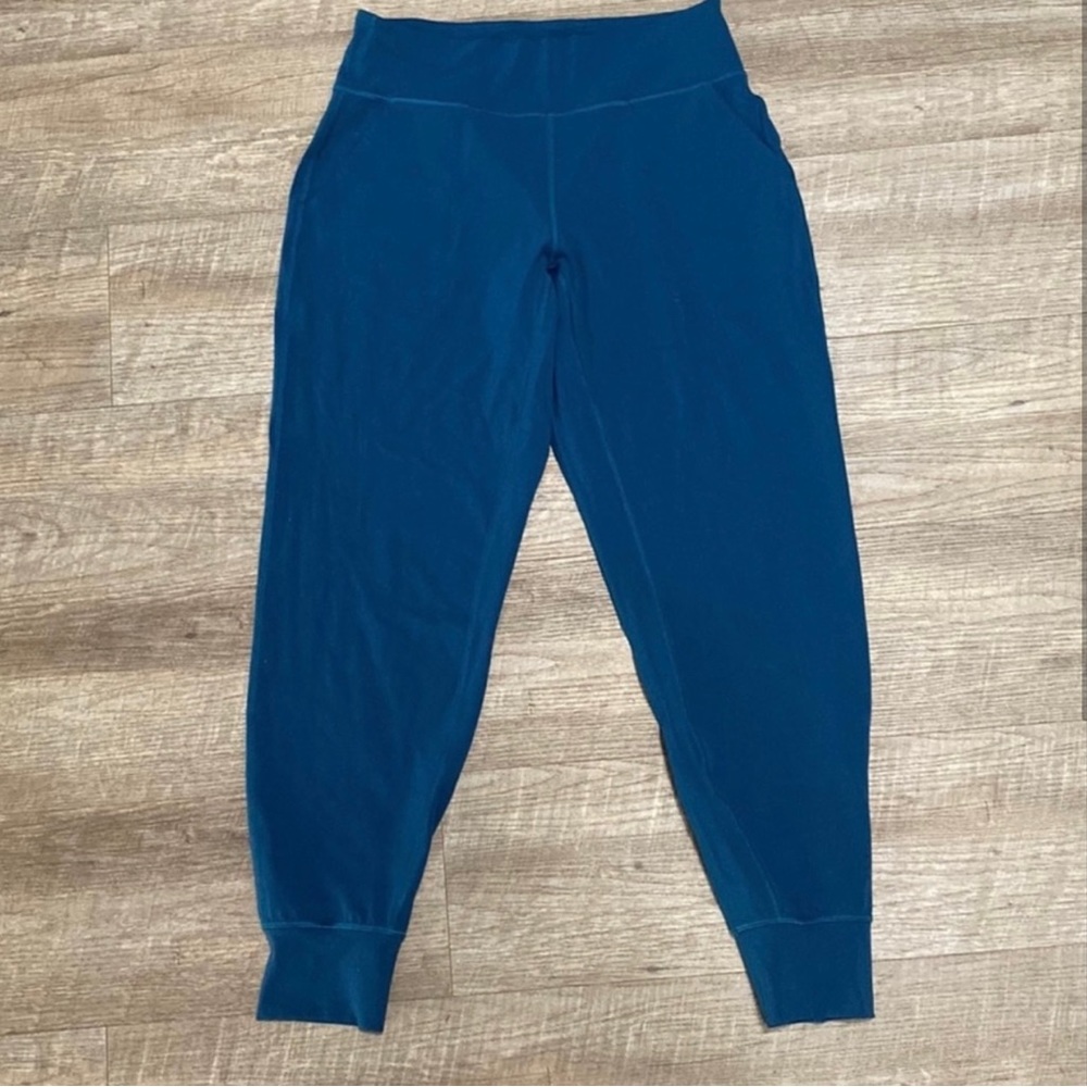 Lululemon Align Jogger size 10 • 28” length